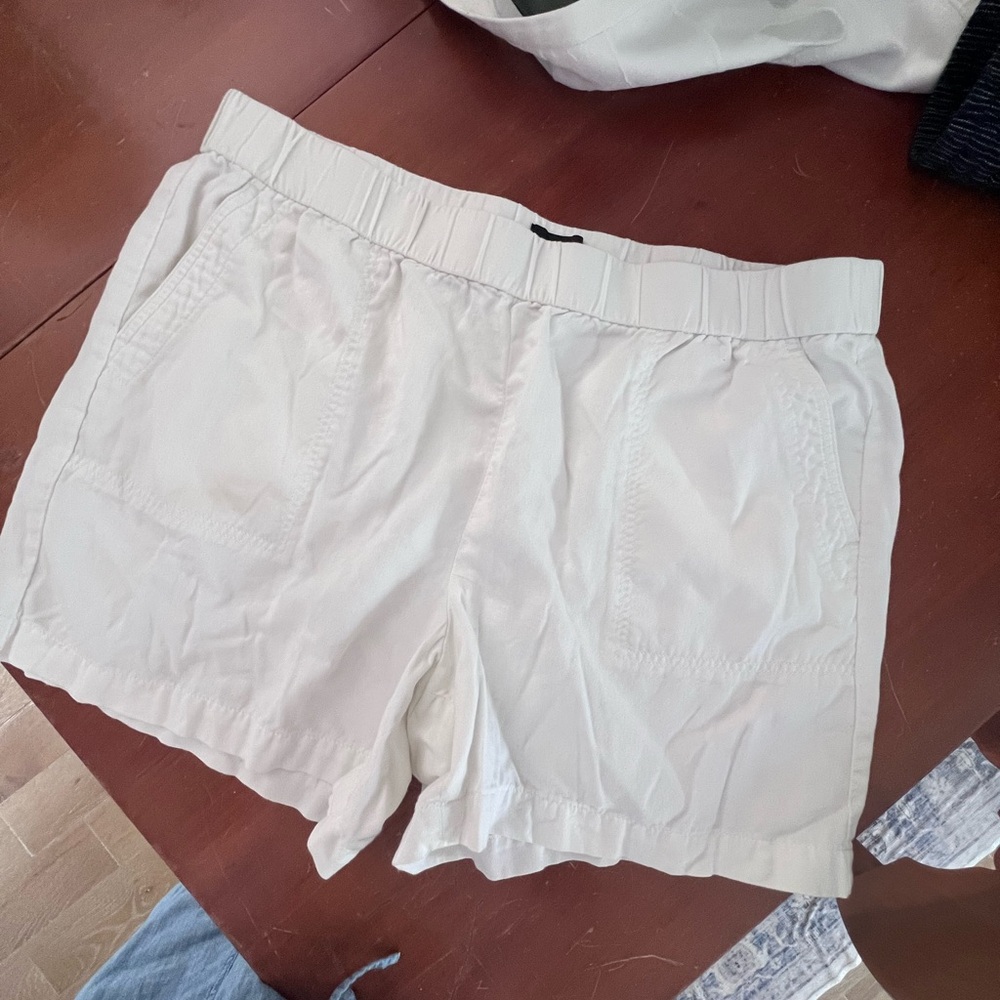 Women's Talbot’s Petite White Shorts, Sz PXL